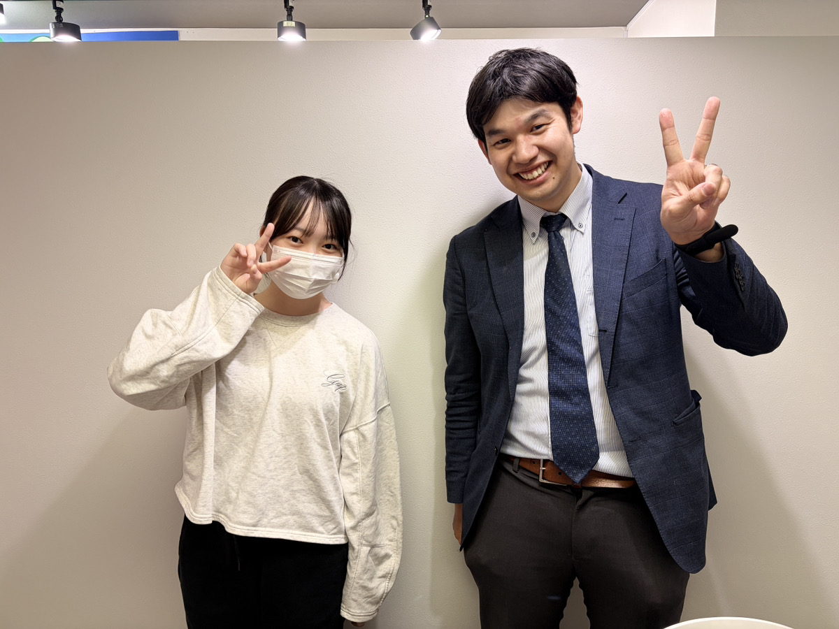 東京医療保健大学 看護学科に合格した卒塾生と教室長